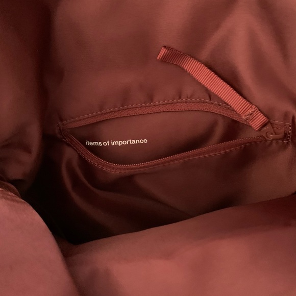 lululemon All Night Festival Bag *5L Date Brown New NWT - Picture 12 of 16